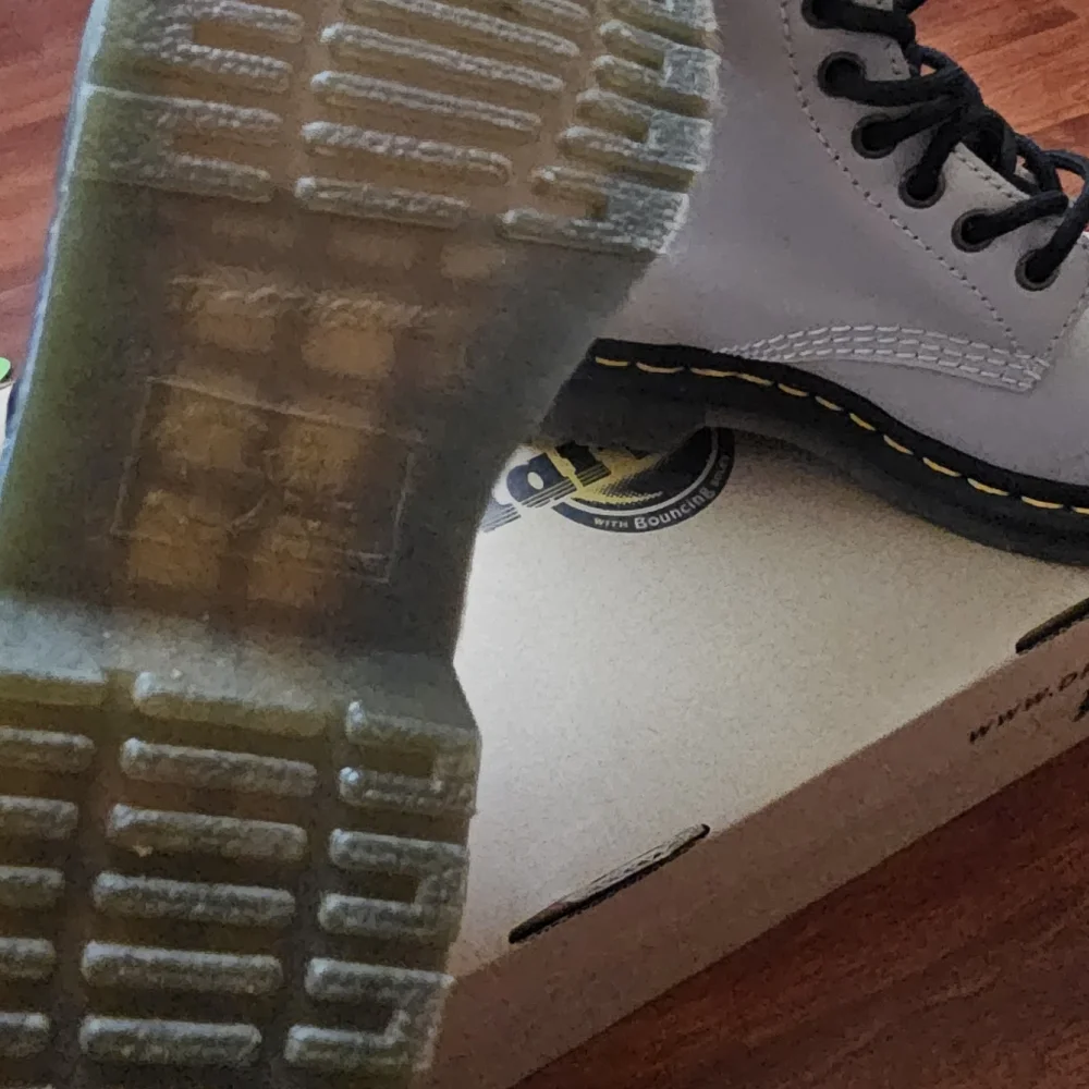 Dr. Martens Cream tall boots black laces sz 5 - Picture 3 of 8